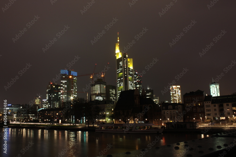 Frankfurt am Main bei Nacht