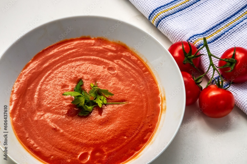 Obraz na plátně tomato soup with basil