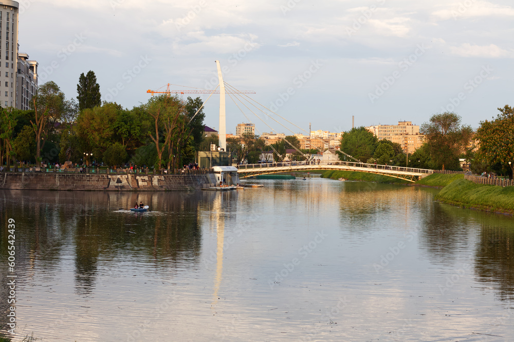 Obraz premium The Lopan River near Strelka Square