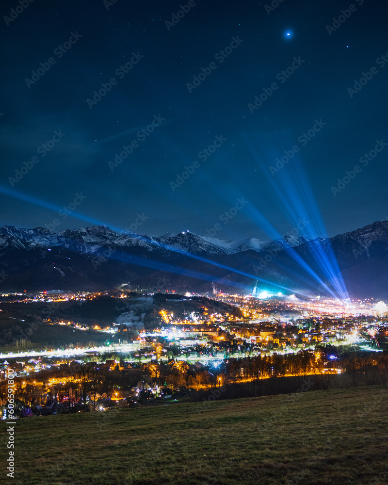 Εκτύπωση καμβά Miasto Zakopane nocą,