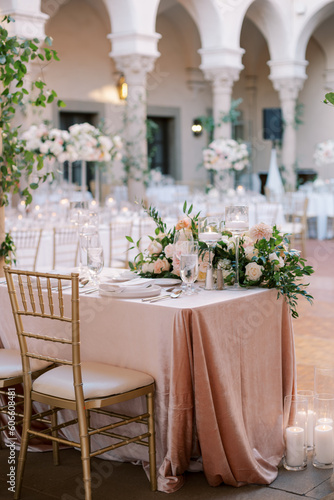 wedding table setting