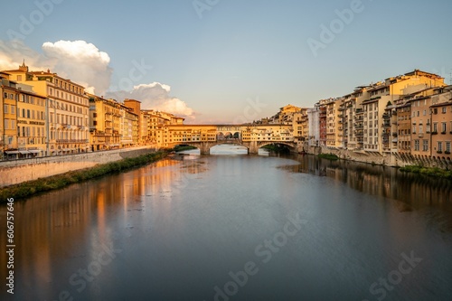 Beautiful view of the Old Bridge (Ponte Vecchio) over the Arno River in Florence, Italy © Razvan Mirodotescu/Wirestock Creators
