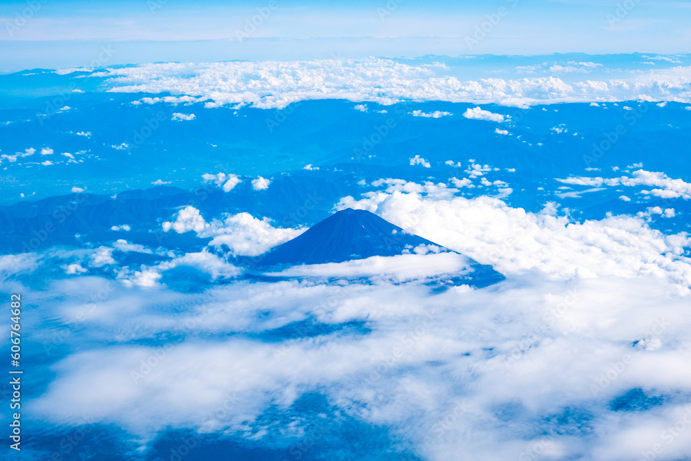 飛行機から見える景色 (富士山) 飛行機から見える景色 (富士山)