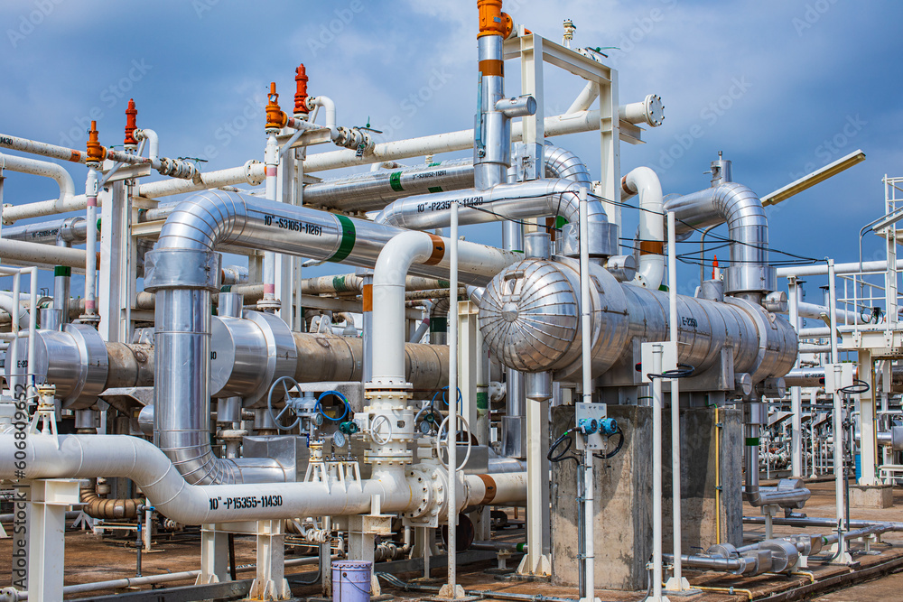 Exchanger afternoon of tank oil refinery pipeline plant steam vessel and column tank oil of Petrochemistry Exchanger afternoon of tank oil refinery pipeline plant steam vessel and column tank oil of Petrochemistry