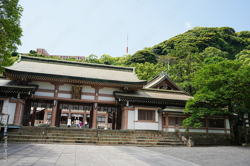 Obraz premium Terukuni-jinja Shrine in Kagoshima, Japan - 日本 鹿児島 照國神社