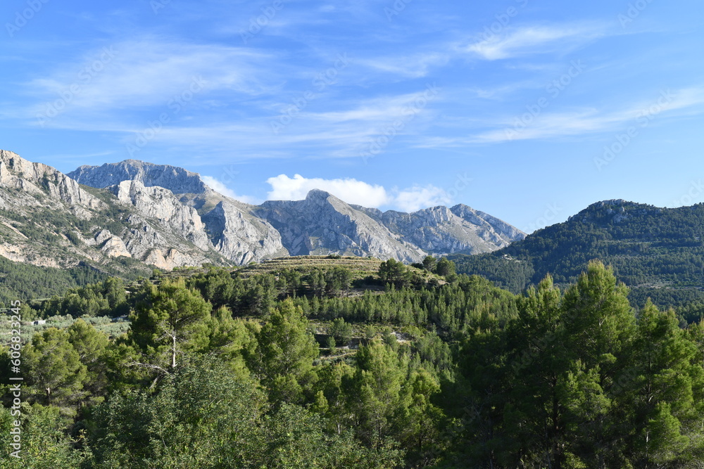 Ein Gebirge an der spanischen Costa Blanca
