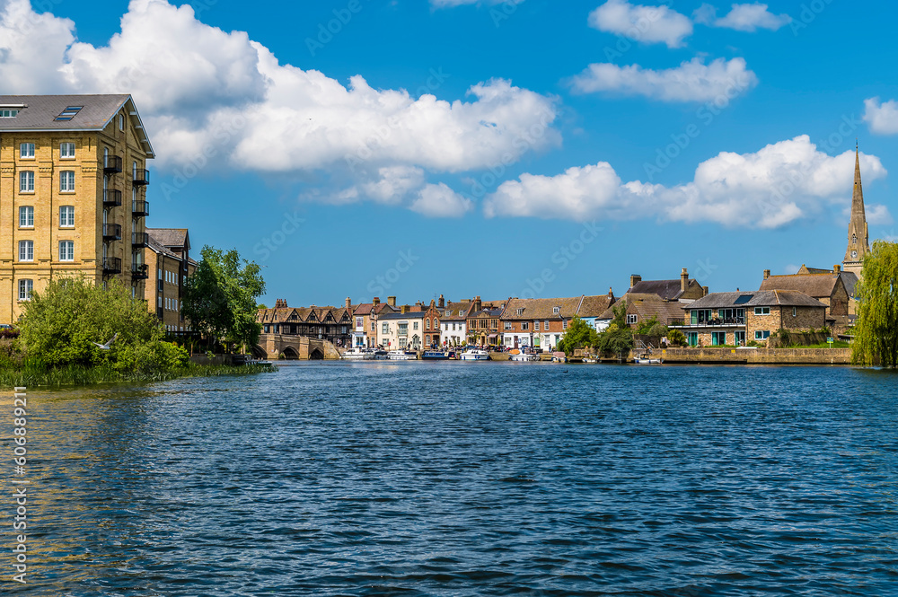 A view westward on the River Great Ouse towards St Ives, Cambridgeshire in summertime