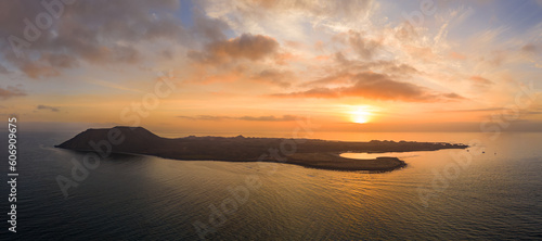 Panel kuchenny z motywem Warm sunrise high level aspect aerial panoramic image over the island of Lobos near Corralejo in Fuerteventura Canary Islands Spain
