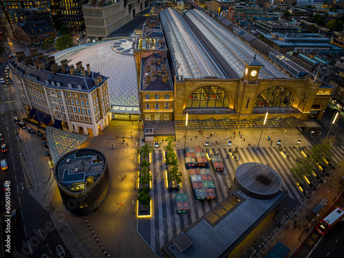 Tableau sur toile Aerial view Kings Cross train station in London