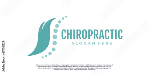 Chiropractic logo design unique concept Premium Vector