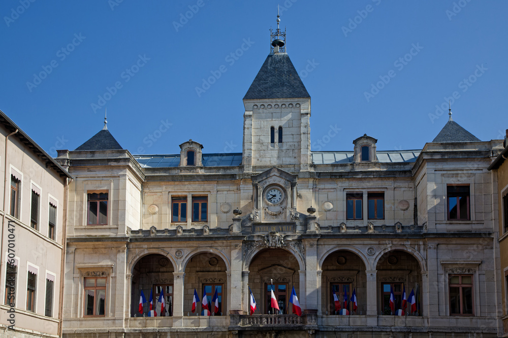 Fototapeta premium VIENNE, FRANCE, May 26, 2023 : The facade of the town hall of the city.