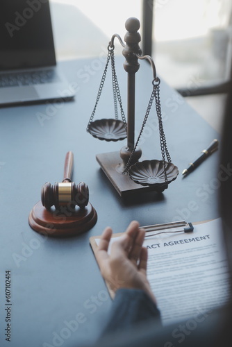 Foto Justice and law concept