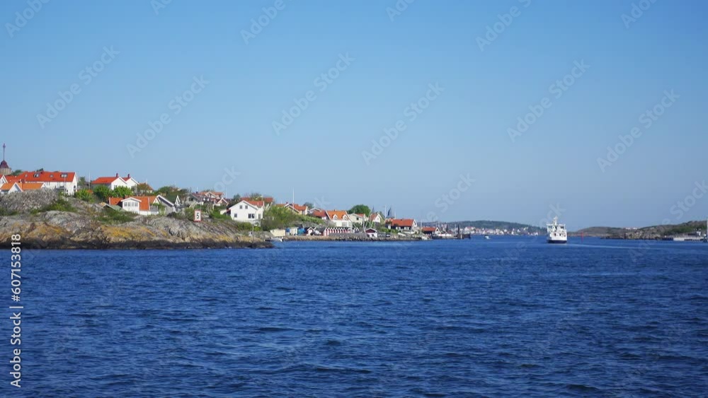 Car ferry taking crossing from mainland towards Öckerö and Hönö. Passing Öckerö. Car ferry taking crossing from mainland towards Öckerö and Hönö. Passing Öckerö.