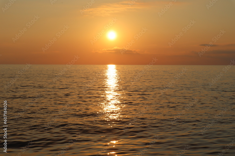 Fototapeta premium sunset over the sea