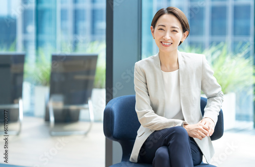 ビジネス・女性 Free Download ビジネス・女性 - GFXLoad