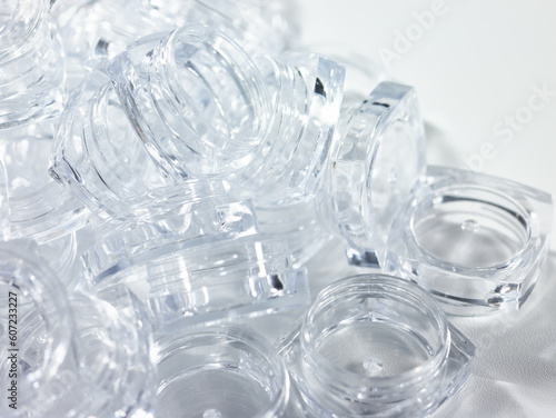 the arrangement of transparent containers