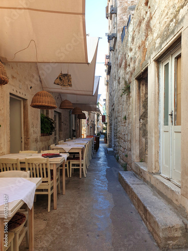 outdoor restaurant seating in narrow streets of Hvar Croatia