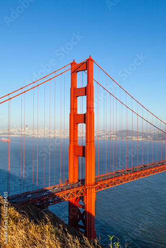 Fototapeta Naklejka Na Ścianę i Meble -  famous San Francisco Golden Gate bridge in late afternoon light