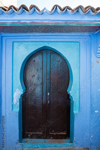 Arabic style door in Morocco © M.studio