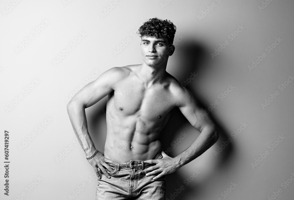Fototapeta premium man young bodybuilder arm stylish adult beauty studio healthy fashion
