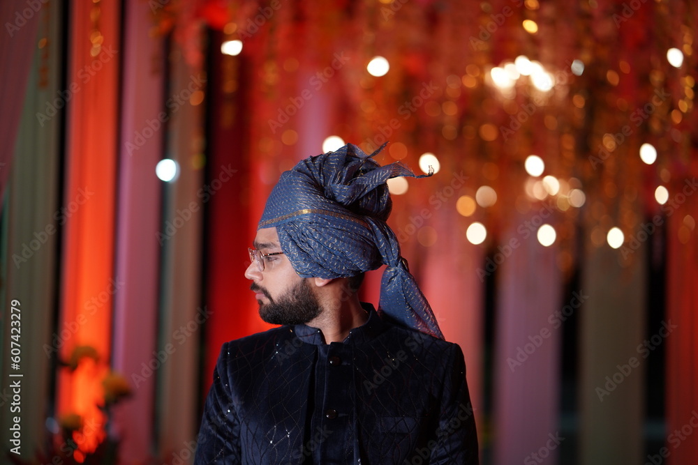 indian-groom-attire-wedding-sherwani-sherwani-and-mojadi-traditional