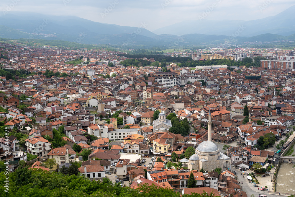 Ville de Prizren vue depuis la forteresse, Kosovo