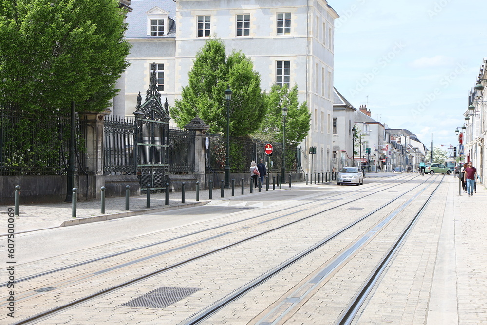 Rue typique, ville de Orléans, département du Loiret, France