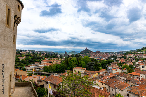 Vue sur le Puy-en-Velay, depuis l'esplanade de la Statue monumentale de Saint-Joseph-de-Bon-Espoir à Espaly-Saint-Marcel photo