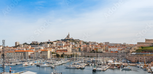 Fototapeta Naklejka Na Ścianę i Meble -  French city Marseille, marina and sea coast. France, Europe