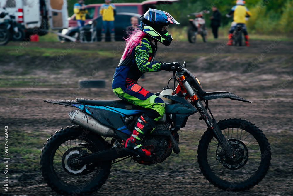 Woman motocross