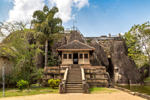 Isurumuniya Viharaya in Anuradhapura photo