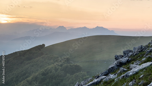 Primavera alla Majelletta - Parco Nazionale della Maiella - Abruzzo photo