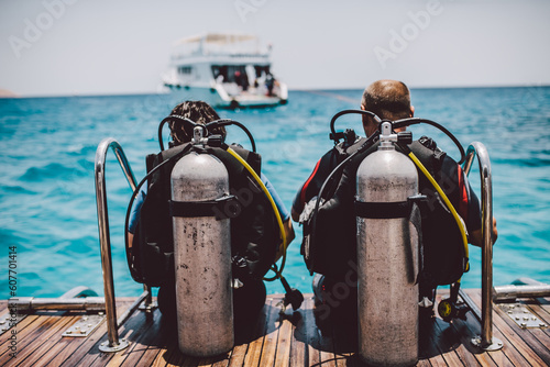 Canvas-taulu Diving lesson in open water