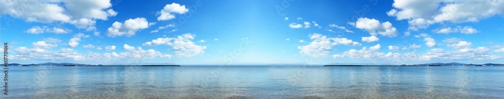 夏の青空と美しい海景色