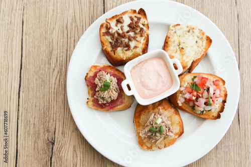 5 kinds of bruschetta served with Belgian Andalouse sauce