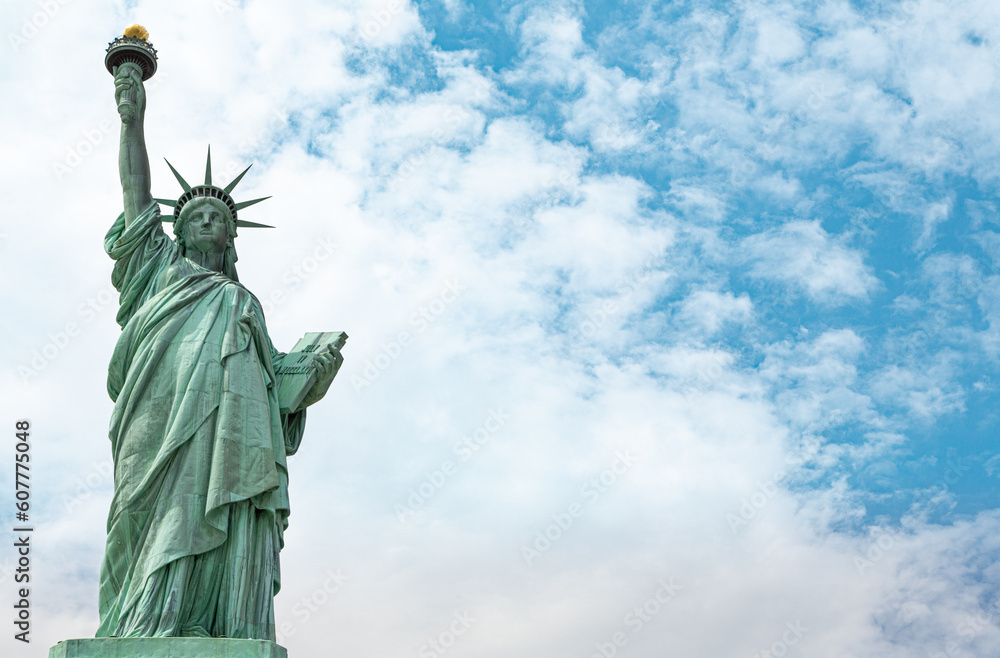 Fototapeta premium statue of liberty