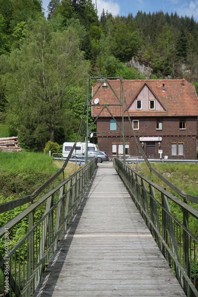 Eine Brücke über die Murg im Schwarzwald Eine Brücke über die Murg im Schwarzwald
