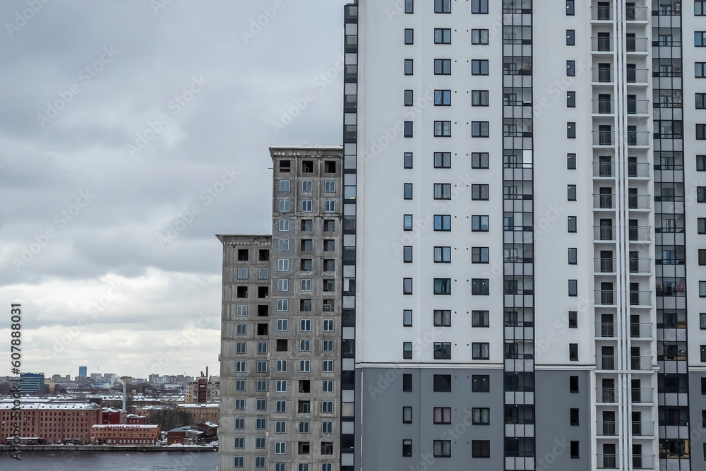 Fototapeta premium Saint Petersburg, September 27, 2023. Multi-storey modern residential building 