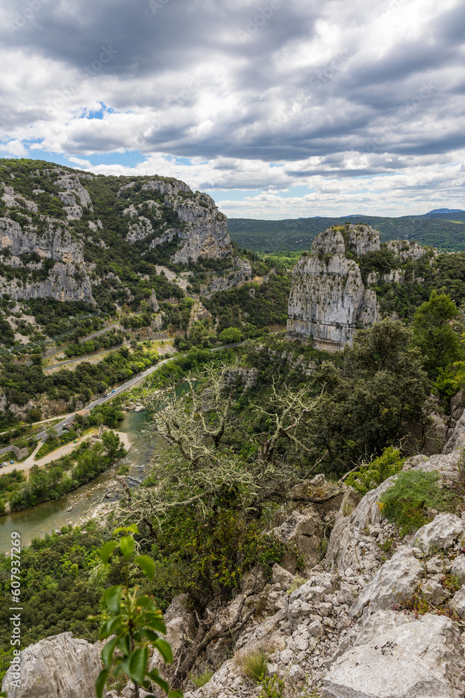 Falaises des Gorges de l'Hérault depuis le Mont Agonès
