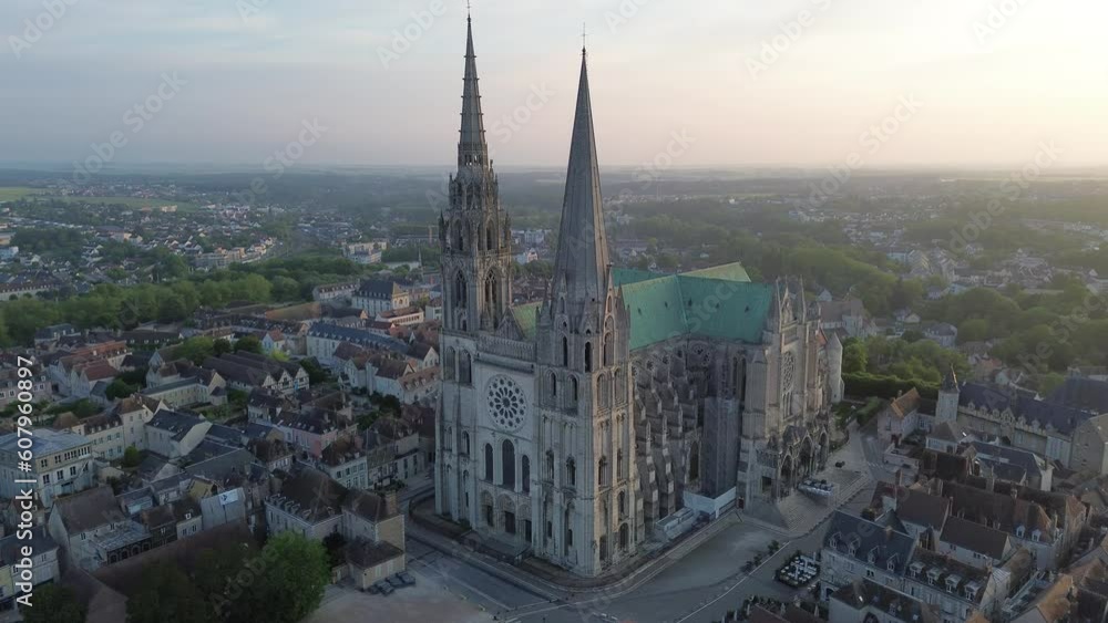 video drone cathédrale notre dame de Chartres france europe