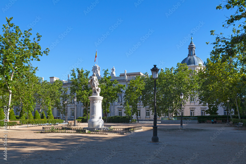 Gardens of the Plaza Villa de Paris in Madrid