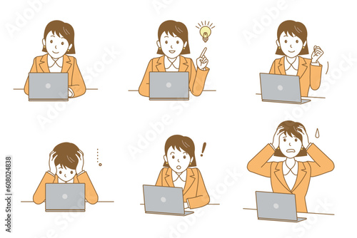 ノートパソコンに向かうスーツ女性セット