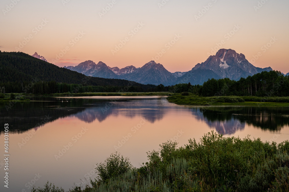 Fototapeta premium Soft Morning Light At Oxbow Bend
