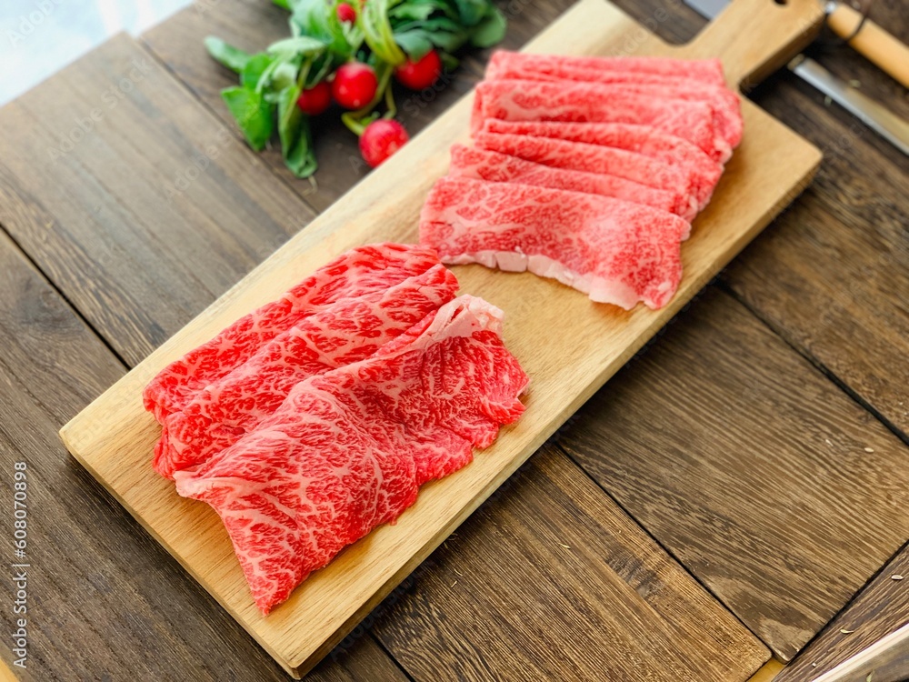 極上ブランド牛のモモ肉5 極上ブランド牛のモモ肉5