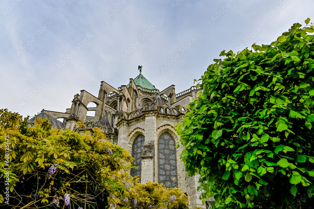 Chartres, Kathedrale, Notre-Dame, Altstadt, Altstadthäuser, Kirchenfenster, Fluss, L'Eure, Sommer, Frankreich