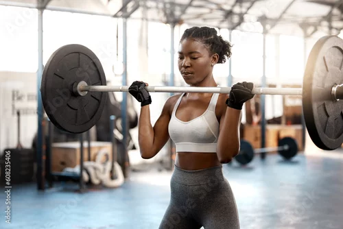 Panel kuchenny z motywem Strong, workout and barbell with black woman in gym for fitness, weightlifting and muscle. Health, challenge and exercise with female bodybuilder and weights for focus, performance and commitment