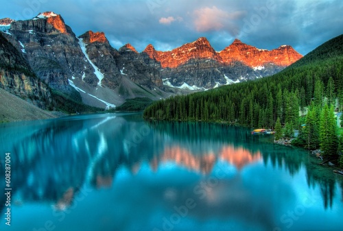 lake reflection in the mountains