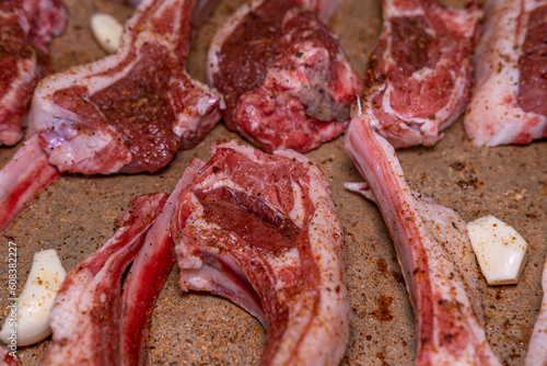 spicy raw meat with garlic