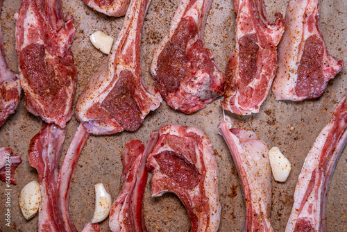 spicy raw meat with garlic