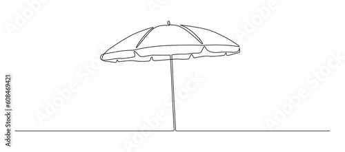 One continuous line drawing of beach umbrella. Concept of summer vacation and travel in paradise island and sea in simple linear style. Editable stroke. Doodle vector illustration
